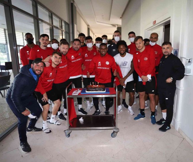 Ft Antalyaspor, Sivasspor Maçı Hazırlıklarına Başladı