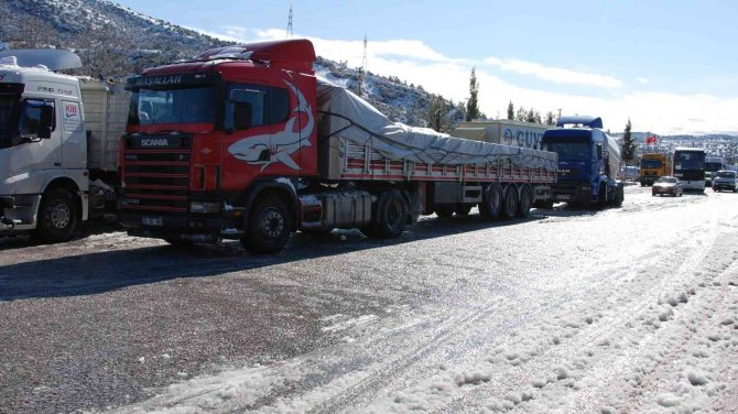 Antalya-konya Karayolu Trafiğe Açıldı