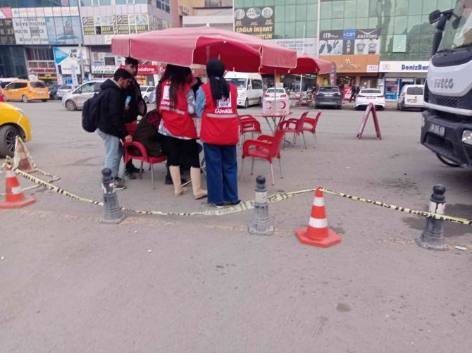 Iğdır’da Kızılay’a Kan Bağışı