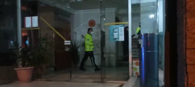 İ̇zmir’de Otele Fuhuş Baskını