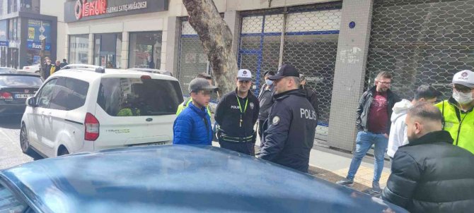 Babasının Aracıyla Gezmeye Çıkan Genç Ortalığı Birbirine Kattı