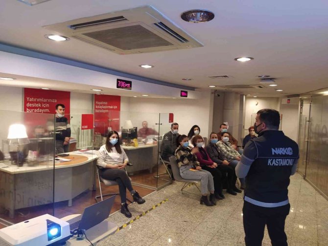 “En İ̇yi Narkotik Polisi Anne” Projesi Devam Ediyor