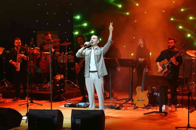 Oğuzhan Koç Öğrencileri Coşturdu