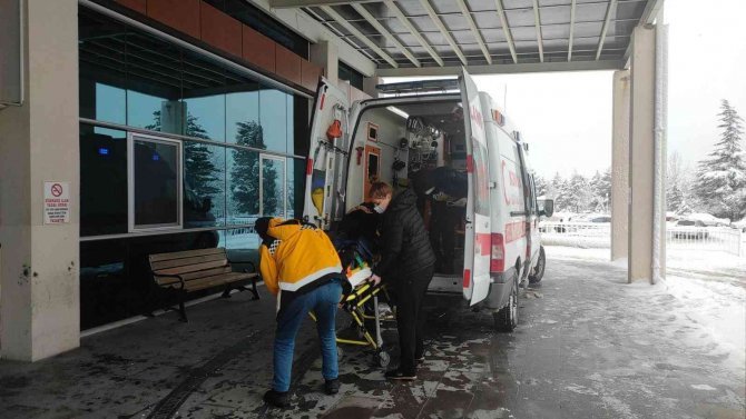 Konya’da İşçi Taşıyan Servis Minibüsleri Çarpıştı: 14 Yaralı