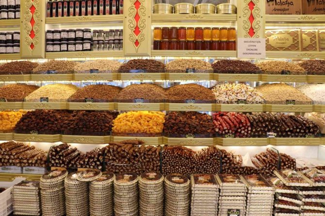 Kayısı Da Şubat İhracatı İle 28 Milyon 840 Bin Dolar Gelir Sağlandı