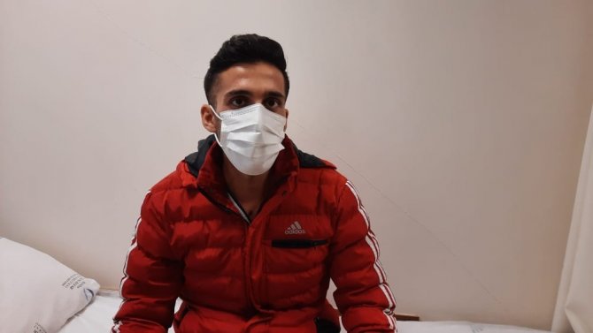 Genç Futbolcu Antrenman Yaparken Ölümden Döndü