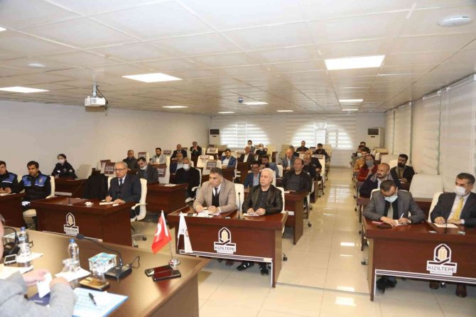 Kaymakam Çam, Muhtarlarla Toplantı Yaptı
