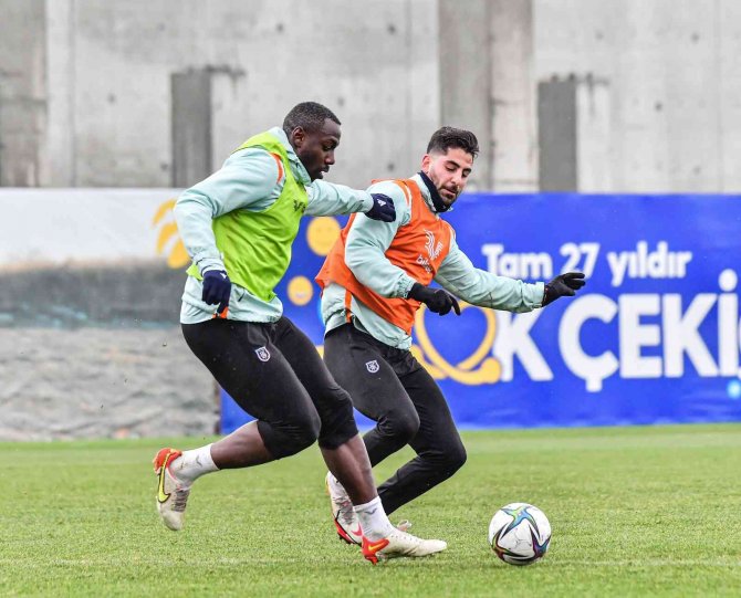 Medipol Başakşehir’de Beşiktaş Hazırlıkları Sürüyor