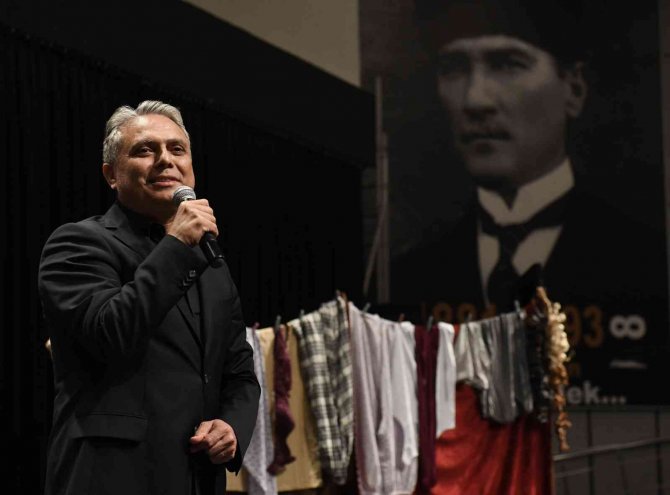 Muratpaşa Avukat Soner Ustaoğlu Tiyatro Günleri Başladı
