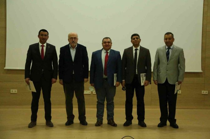 Üniversite Öğrencilerine ’Deprem’ Anlatıldı