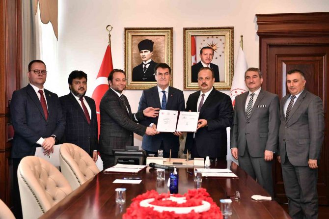 Osmangazi’den Eğitime Arsa Desteği