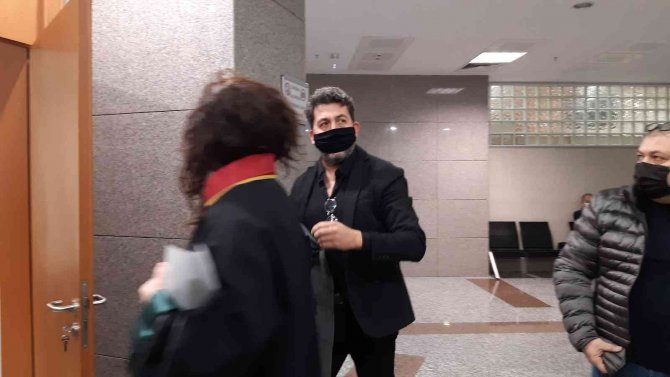 Muhabire Hakaret Ettiği İddia Edilen Emre Kınay Hakim Karşısında