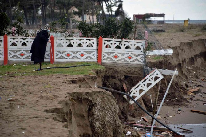 Karadeniz, Bu İlçeyi Parça Parça Yutuyor