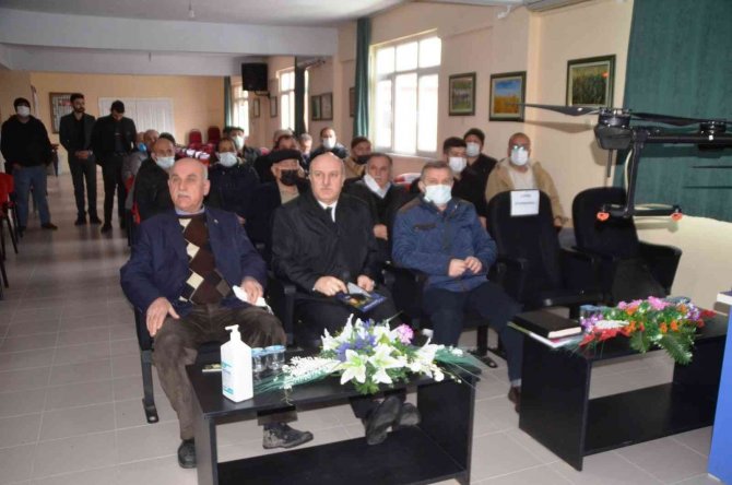 Bafralı Çiftçiye ’Pancar Ekin’ Çağrısı