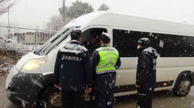 Sandıklı’da İşçi Ve Personel Servisleri Denetlendi