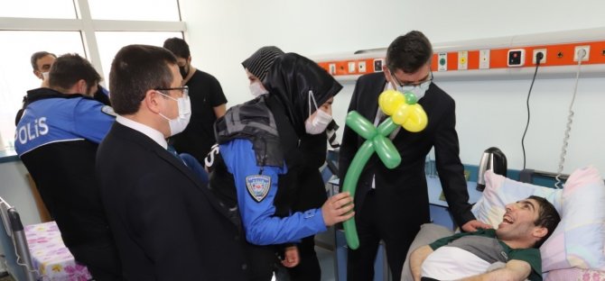 Serebral Palsi Hastası Kardeşlere Moral