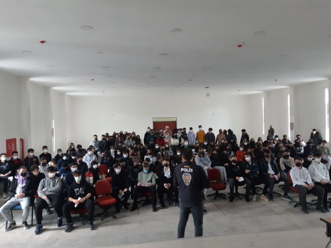 Öğrencilere Siber Eğitim