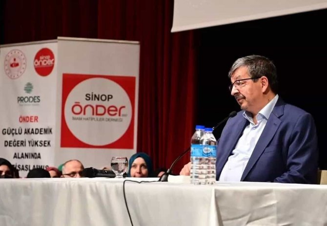 Hayati İ̇nanç’a Sevgi Seli