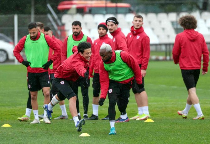 Fuat Çapa: “Bundan Sonra Oynayacağımız Her Karşılaşma Çok Kritik”