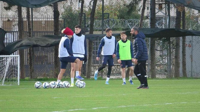 Ömer Erdoğan: "Gayet Başarılı Bir Sezon Geçiriyoruz"