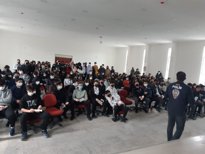 Öğrencilere Siber Eğitim