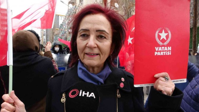 Vatan Partisi’nden Annelerin Evlat Nöbetine Destek