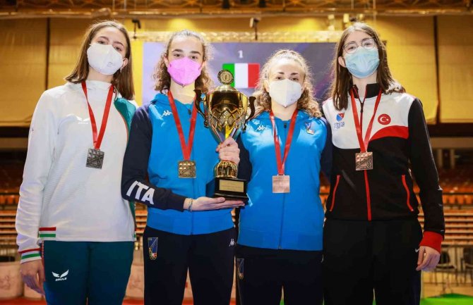 Avrupa Şampiyonası’nda Bir Günde İki Bronz Madalya