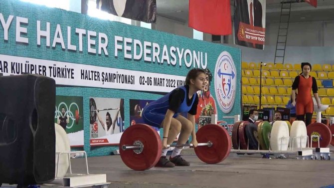Türkiye Halter Şampiyonası, Kırıkkale’de Başladı