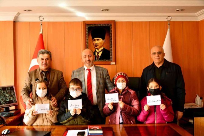 Minik Öğrencilerden İ̇dlip İçin Yardım Kampanyası