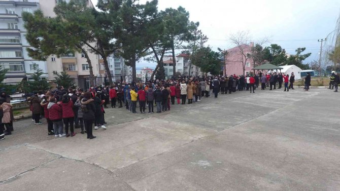 Sinop’ta Okullarda Deprem Tatbikatı
