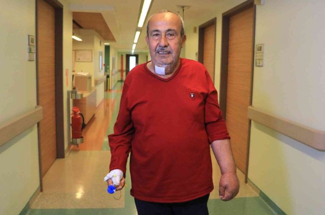 "Mahalle Bilim Kurulu" Dediği Arkadaşları Yüzünden Felç Kalıyordu