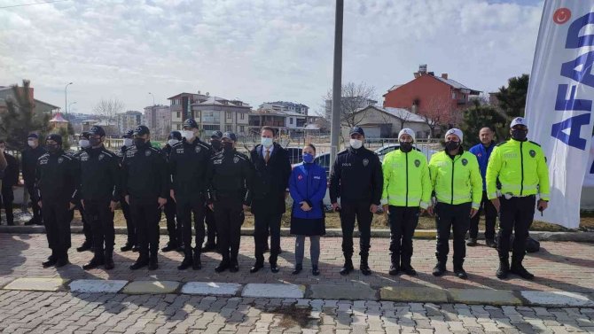 Uşak’ta Deprem Anı Ve Tahliye Tatbikatı Yapıldı