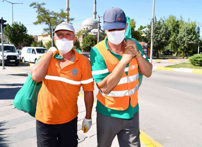 Giysi Kumbaralarından 15 Ton Ürün Ekonomiye Kazandırıldı