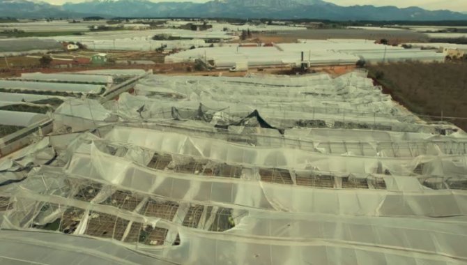 Antalya’yı Vuran Hortumun Seralara Verdiği Hasar Havadan Görüntülendi