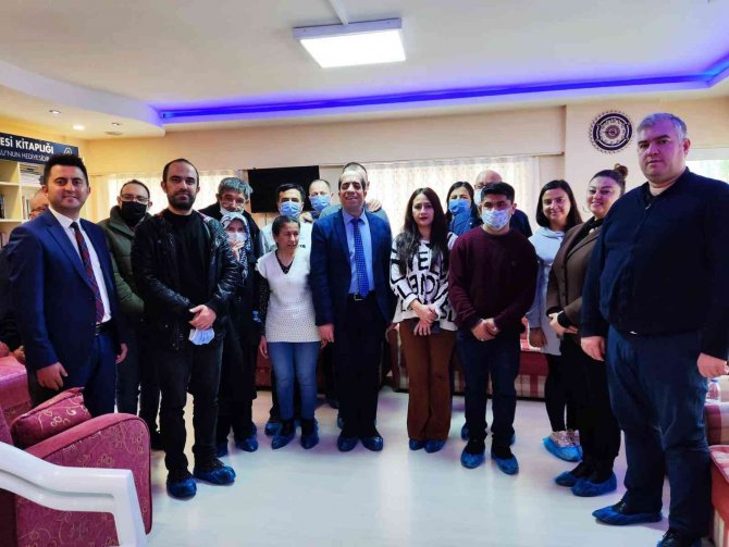 Görme Engelli Bireyler İçin Kitapların Sesi Oldu