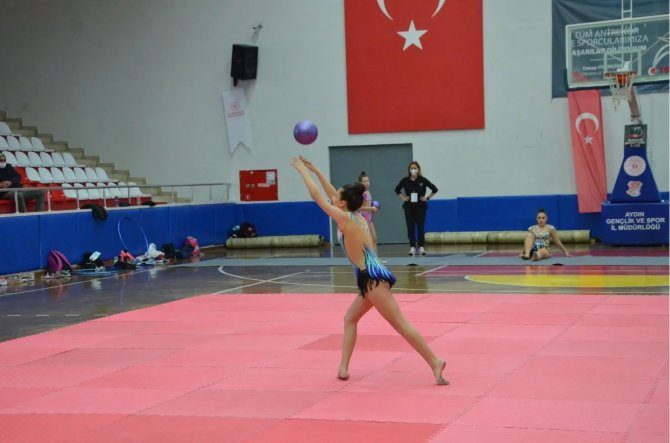 Aydın’da Cimnastik İ̇l Birinciliği Müsabakaları Sona Erdi