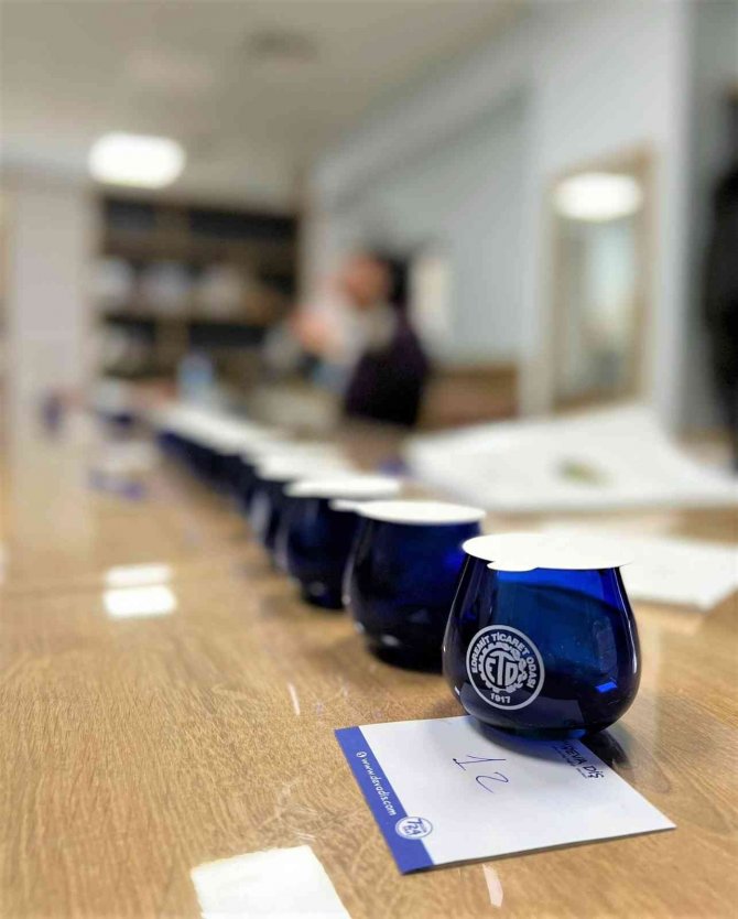 Edremit Ticaret Odası Duyusal Analiz Laboratuvarı Akreditasyona Yaklaştı