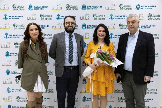 Sağlıklı Beslenme Ve Arı Ürünlerinin Önemi Başakşehirli Annelerle Paylaşıldı