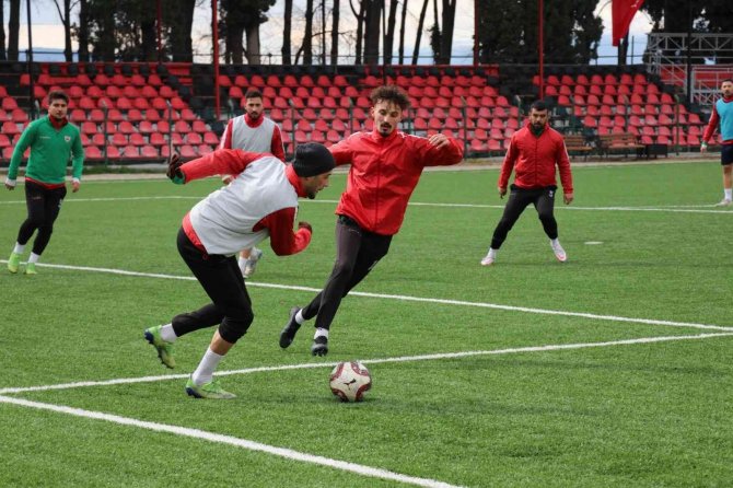 Zirve Yarışını Sürdüren Sarayköyspor, Lideri Gözüne Kestirdi