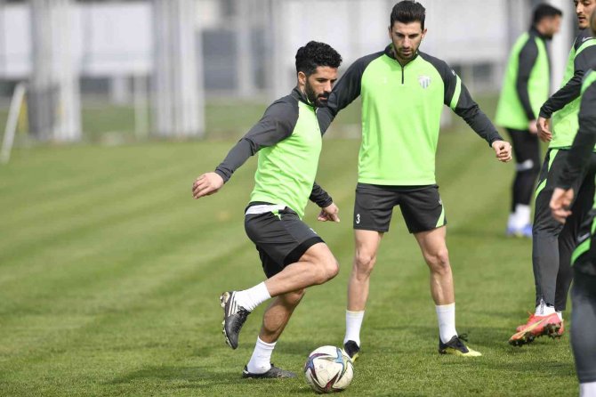 Bursaspor Şut Çalıştı