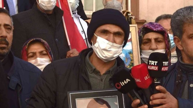 Pkk, Üniversiteye Kayıt Yenilemek İçin Gelen Genci Kandırıp Dağa Götürdü