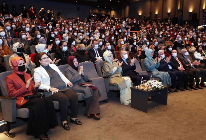 Cumhurbaşkanı Erdoğan: “Yeni Düzenlemeyle Artık Kadına Yönelik Saldırılarda Faillerin Somut Pişmanlık Emaresi İçermeyen Hiçbir Davranışı İndirim Nedeni Olarak Kabul Edilmeyecektir”