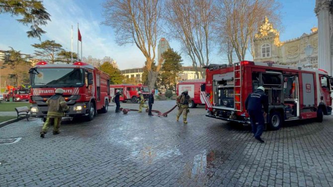 Dolmabahçe Sarayı’nda Korkutan Yangın