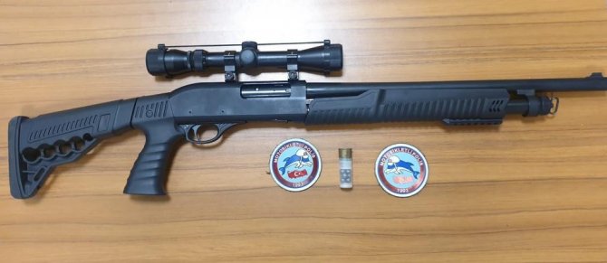 Düzce’de Polis 6 Ruhsatsız Silah Ele Geçirdi