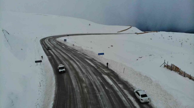 Erzincan’a Kış Geri Döndü
