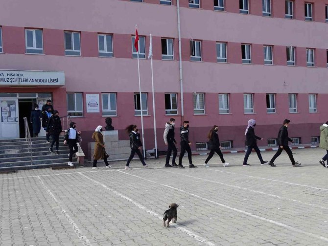 Hisarcık’ta Deprem Anı Ve Tahliye Tatbikatı
