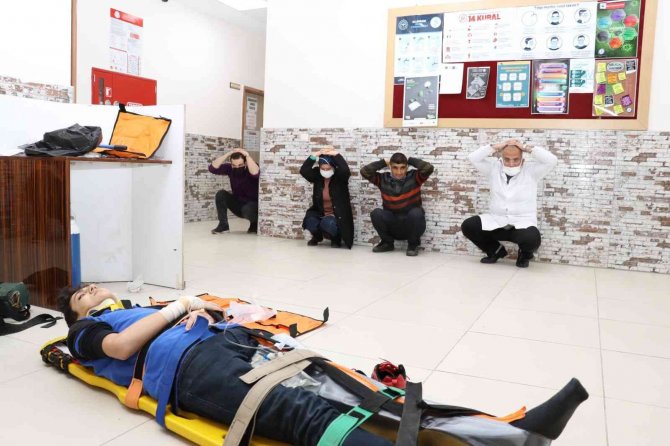 Kahramanmaraş’ta 6.4’lük Deprem Tatbikatı