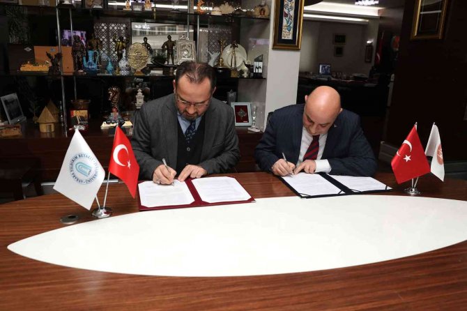 Diş Hekimliği Fakültesi Binası İçin Protokol İmzalandı