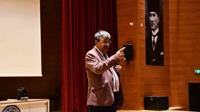 Kestel’de Hayati İ̇nanç’a Büyük İlgi