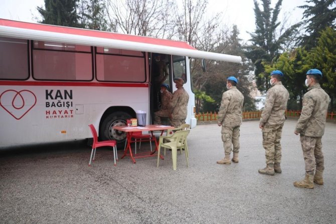 Jandarmadan “İ̇yi Ki Varsın Kan Dostum” Kampanyasına Destek